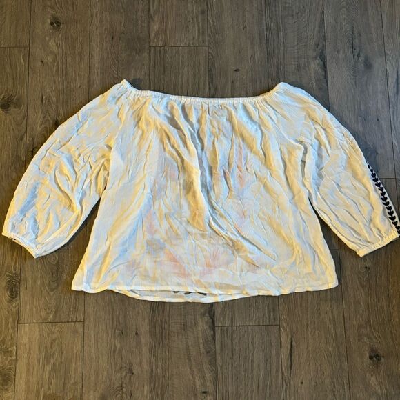 Solitaire Embroidered Boho Peasant Top White Floral size medium - Picture 2 of 3